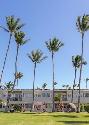 Gallery - Maui Beach Hotel