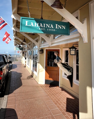 Gallery - Lahaina Inn