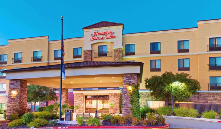 Gallery - Hampton Inn & Suites Roseville