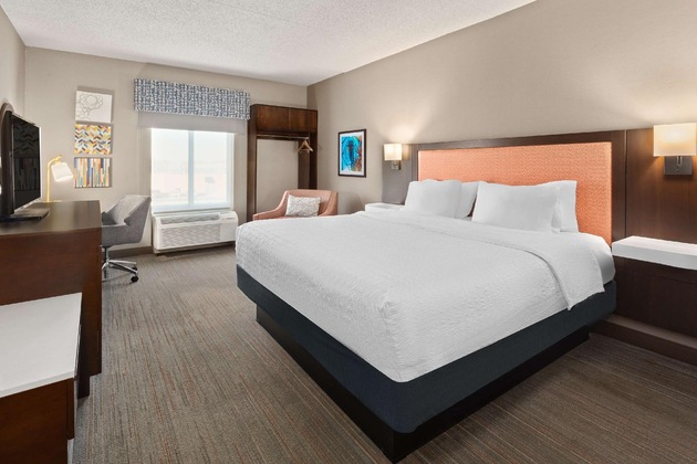 Gallery - Hampton Inn & Suites Scottsburg