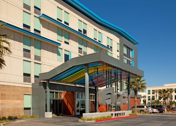 Gallery - Aloft Ontario-Rancho Cucamonga