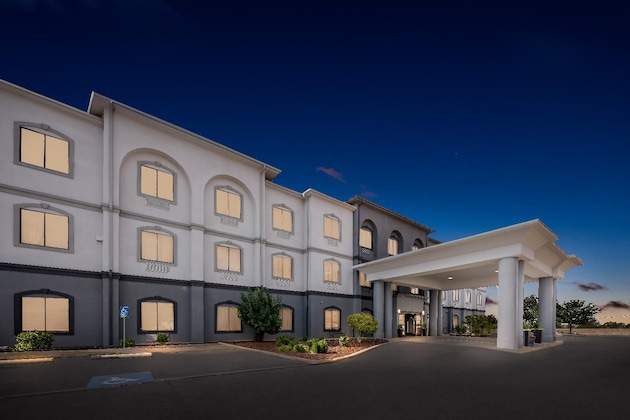 Gallery - Best Western Palace Inn & Suites