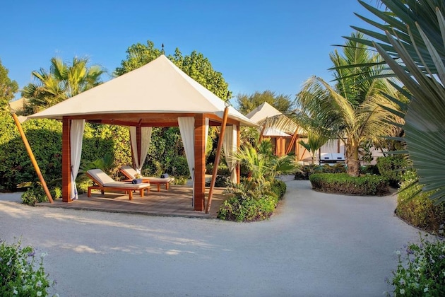 Gallery - The Ritz-Carlton Ras Al Khaimah, Al Hamra Beach