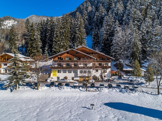 Gallery - Hotel Pontives