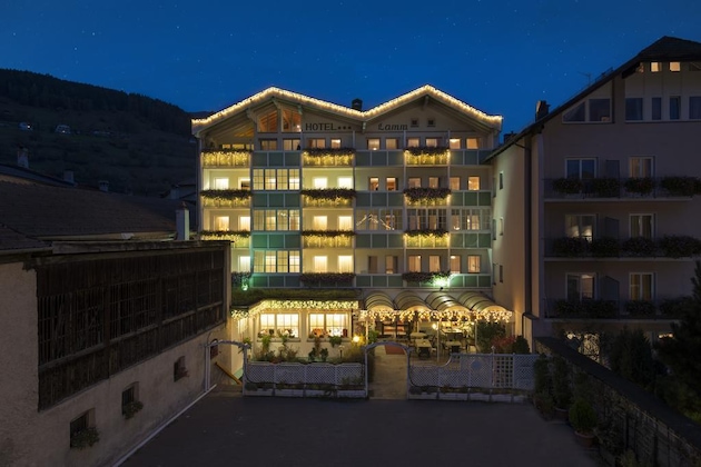 Gallery - Lamm
