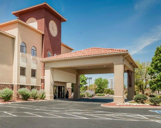 Gallery - Quality Inn & Suites