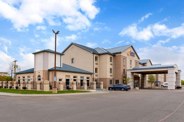 Gallery - Comfort Inn & Suites