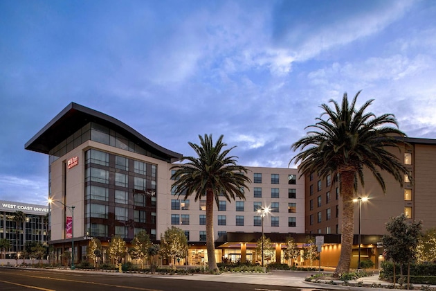 Gallery - Home2 Suites By Hilton Anaheim Resort