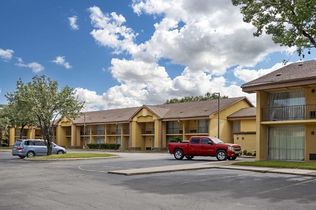 Gallery - Quality Inn & Suites Nrg Park