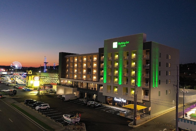 Gallery - Holiday Inn & Suites Pigeon Forge Convention Center By Ihg