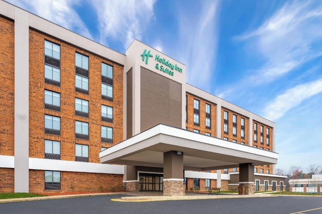 Gallery - Holiday Inn & Suites Richmond West End