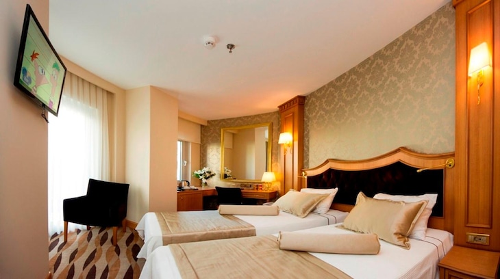 Gallery - Aprilis Hotel