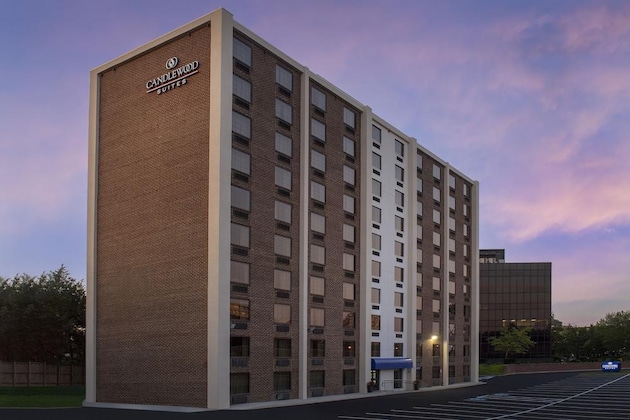 Gallery - Candlewood Suites Alexandria West, An Ihg Hotel