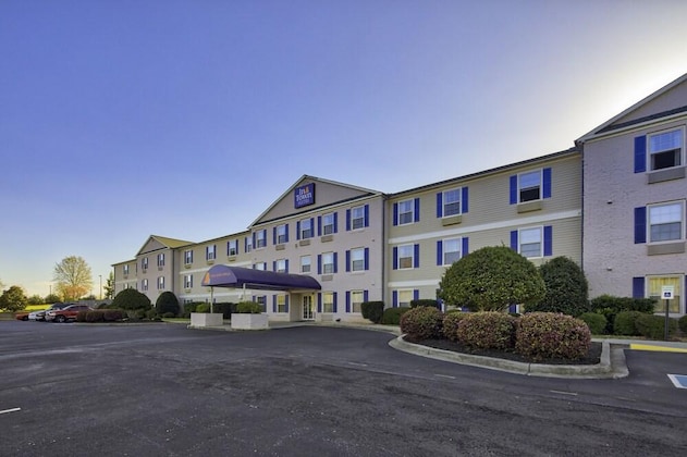 Gallery - Intown Suites Extended Stay Anderson Sc- Clemson University
