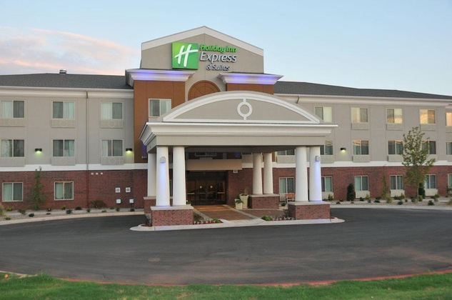 Gallery - Holiday Inn Express & Suites Clinton By Ihg