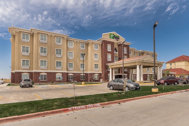 Gallery - Holiday Inn Express Hotel & Suites Dumas By Ihg