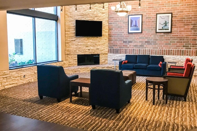 Gallery - Comfort Inn Farmington Hills
