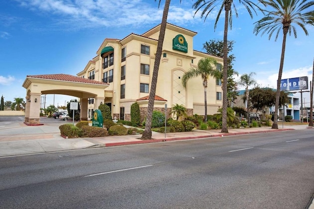 Gallery - La Quinta Inn & Suites By Wyndham Ne Long Beach Cypress