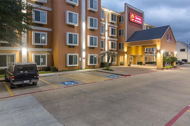 Gallery - Quality Inn & Suites West Chase