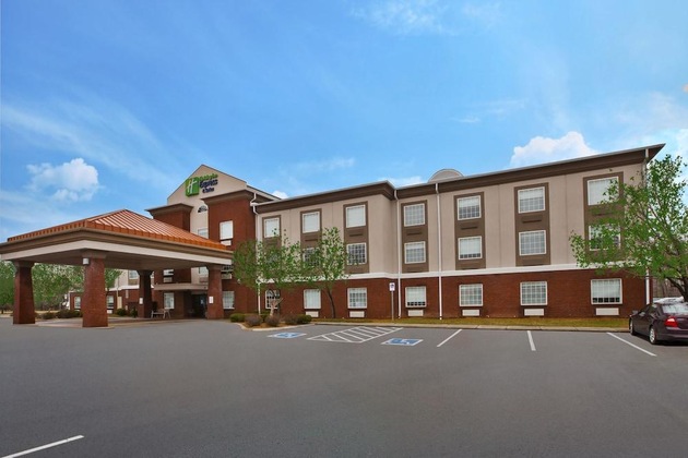 Gallery - Holiday Inn Express & Suites Manchester By Ihg