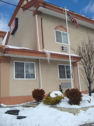 Gallery - Harmony Inn & Suites