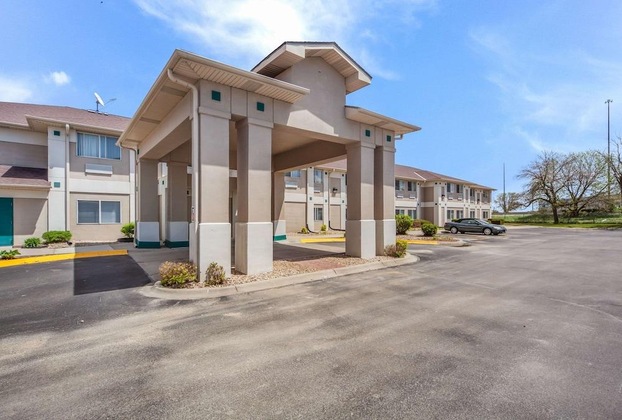Gallery - Quality Inn & Suites