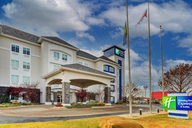 Gallery - Holiday Inn Express & Suites Ardmore