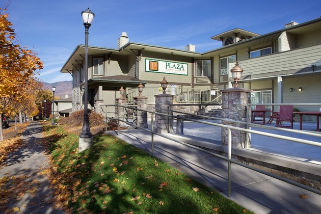 Gallery - Plaza Inn & Suites At Ashland Creek