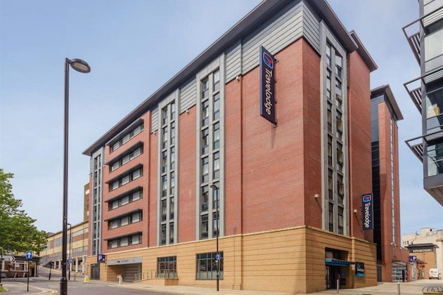 Gallery - Travelodge Sheffield Central