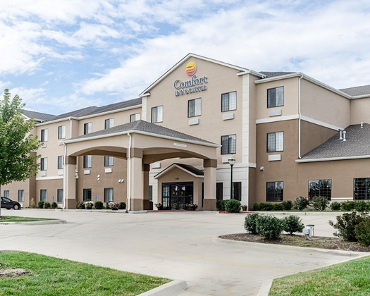 Gallery - Comfort Inn & Suites Lawrence - University Area