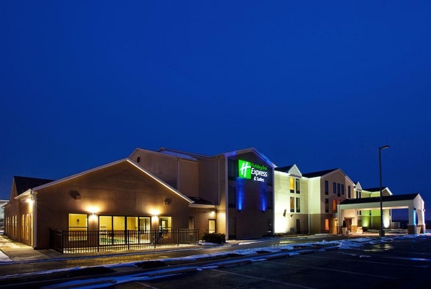 Gallery - Holiday Inn Express Hotel & Suites Cleveland-Streetsboro By Ihg