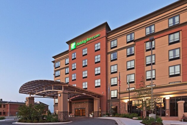 Gallery - Holiday Inn Hotel & Suites Tulsa South