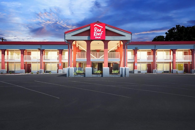 Gallery - Red Roof Inn Berea