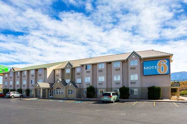 Gallery - Motel 6 Bernalillo