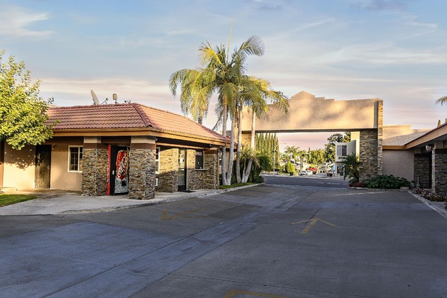 Gallery - Hyland Motel Brea