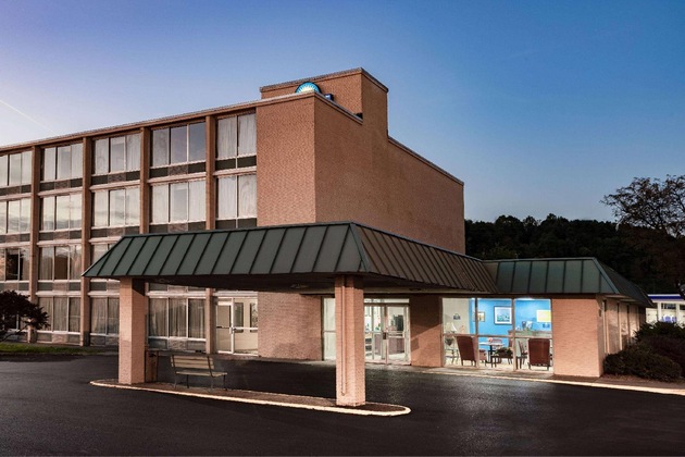 Gallery - Days Inn By Wyndham Cambridge