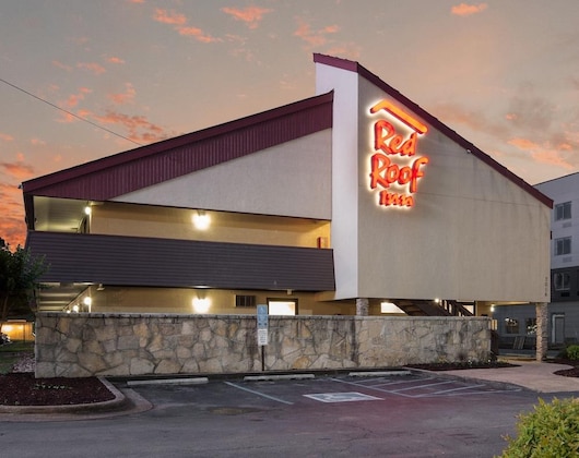 Gallery - Red Roof Inn Chattanooga Airport