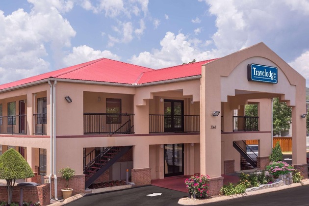 Gallery - Travelodge By Wyndham Chattanooga Hamilton Place