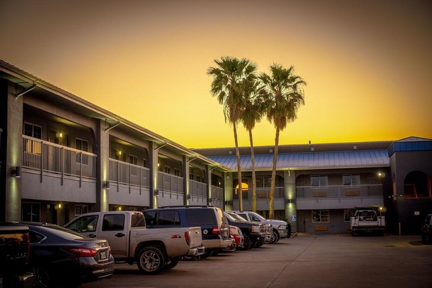 Gallery - Rodeway Inn & Suites Corpus Christi Northwest