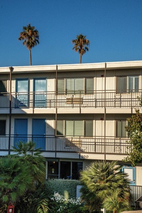 Gallery - Marin Suites Hotel