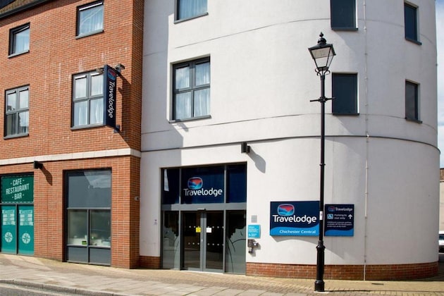 Gallery - Travelodge Chichester Central