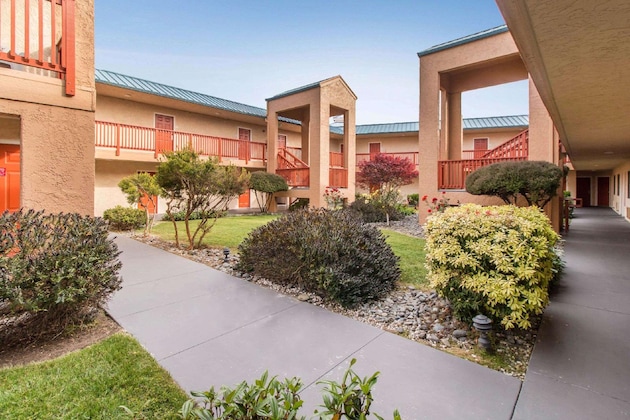 Gallery - Quality Inn & Suites Crescent City Redwood Coast