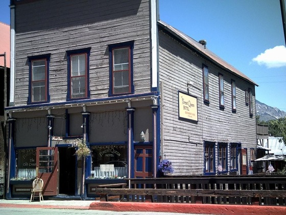 Gallery - The Forest Queen Hotel