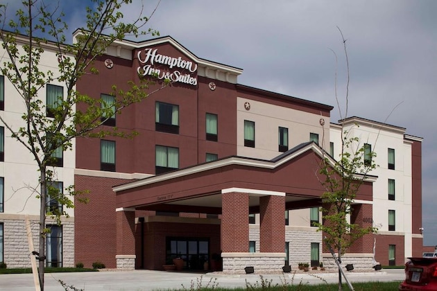 Gallery - Hampton Inn & Suites Dodge City