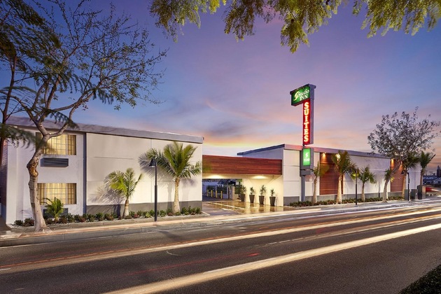 Gallery - Studio Inn And Suites At Promenade Downey