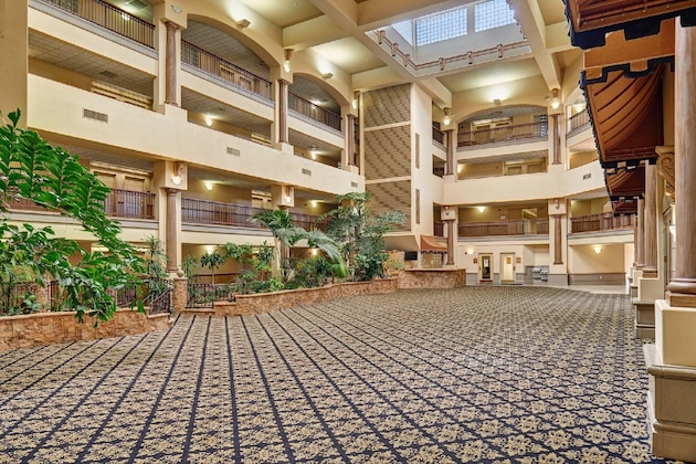 Gallery - Radisson Hotel El Paso Airport
