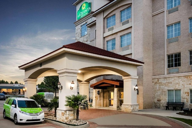 Gallery - La Quinta Inn & Suites By Wyndham Dfw Airport West - Euless