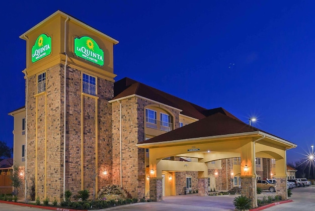 Gallery - La Quinta Inn & Suites By Wyndham Floresville