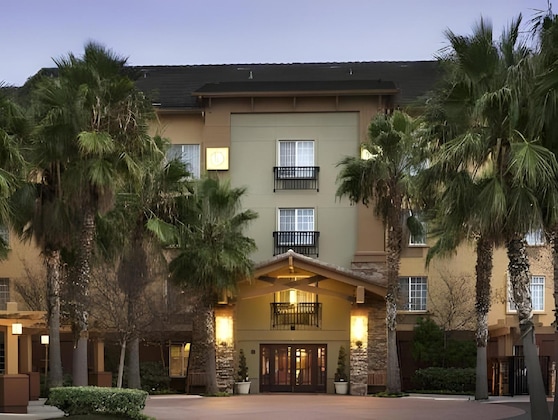 Gallery - Larkspur Landing Folsom - An All-Suite Hotel