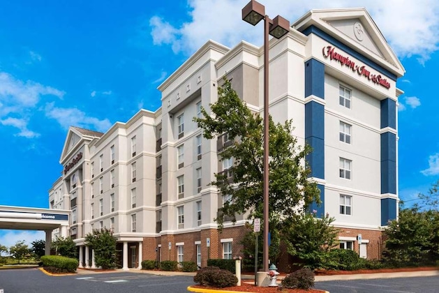 Gallery - Hampton Inn & Suites Fredericksburg